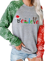 Cargar imagen en el visor de la galería, Believe Christmas print contrast sweatshirt
