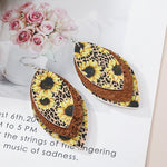 Cargar imagen en el visor de la galería, 3 Layered Sunflower and Leopard/stripe Leather Earrings
